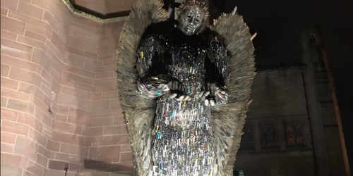 Ангела из ножей впервые выставят в Уэльсе