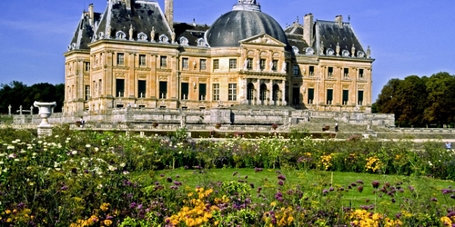 Неизвестные ограбили французский дворец XVII века