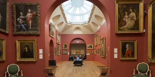 Далиджиская галерея впервые открылась после дерзкого ограбления