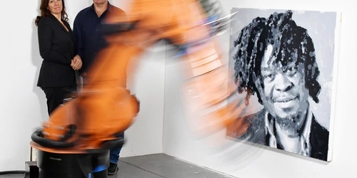 Дуэт художников научил машину рисовать портреты