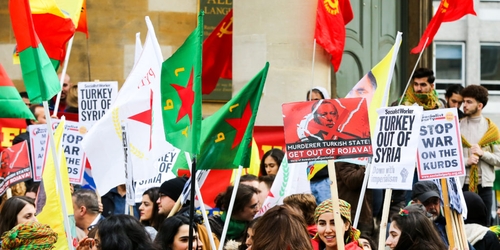 Сотни деятелей искусств призвали бойкотировать культурные институты Турции