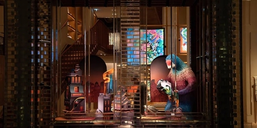 Художники изготовили удивительные инсталляции для нового магазина Hermès