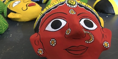 Индийские художники пытаются спасти 500-летний стиль