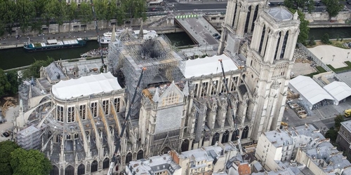 Начался новый этап реставрации Нотр-Дама