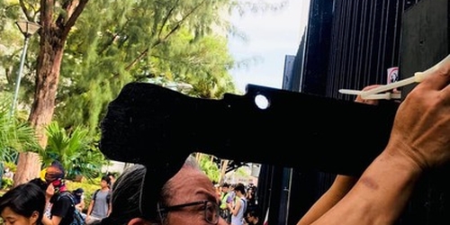 В Гонконге арестовали известного художника