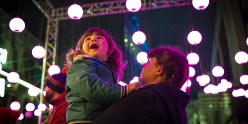 Художники преобразили целый город с помощью света