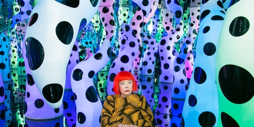 Люди не могут купить билеты на новую выставку Яеи Кусамы