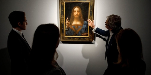 Историки искусств обвиняют Национальную галерею в завышении стоимости «Спасителя мира»