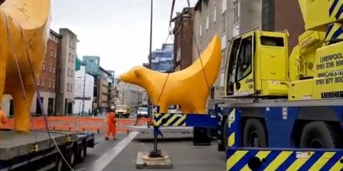 В Ливерпуле заменили самую известную скульптуру города